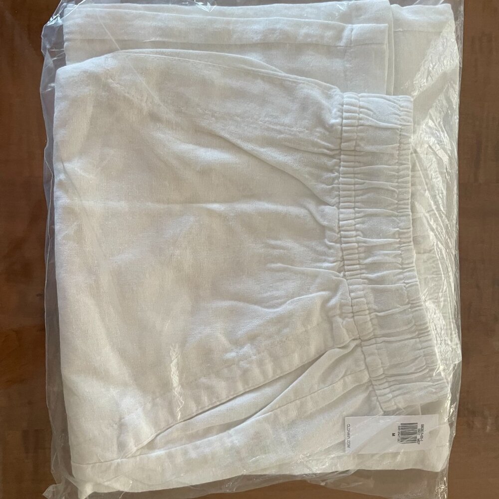 Old Navy White Pants Size M NWT